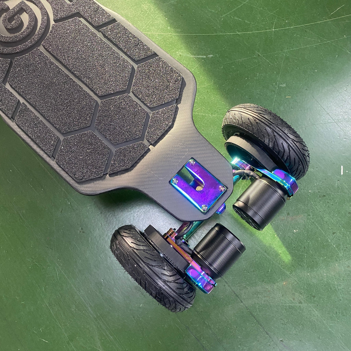 Ownboard Carbon ZEUS Max AWD Electric Skateboard (Gear drive option)