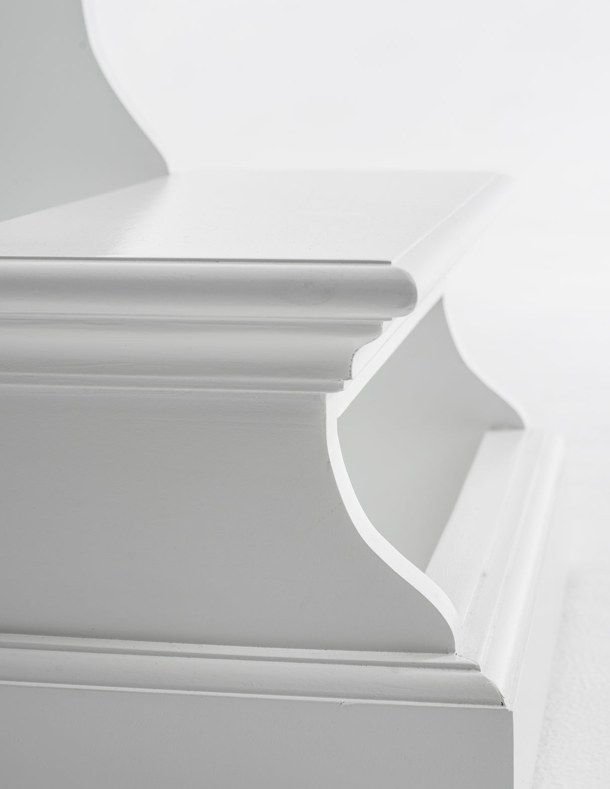 NovaSolo Halifax Bed Step Stool – Solid Mahogany, Classic White Finish