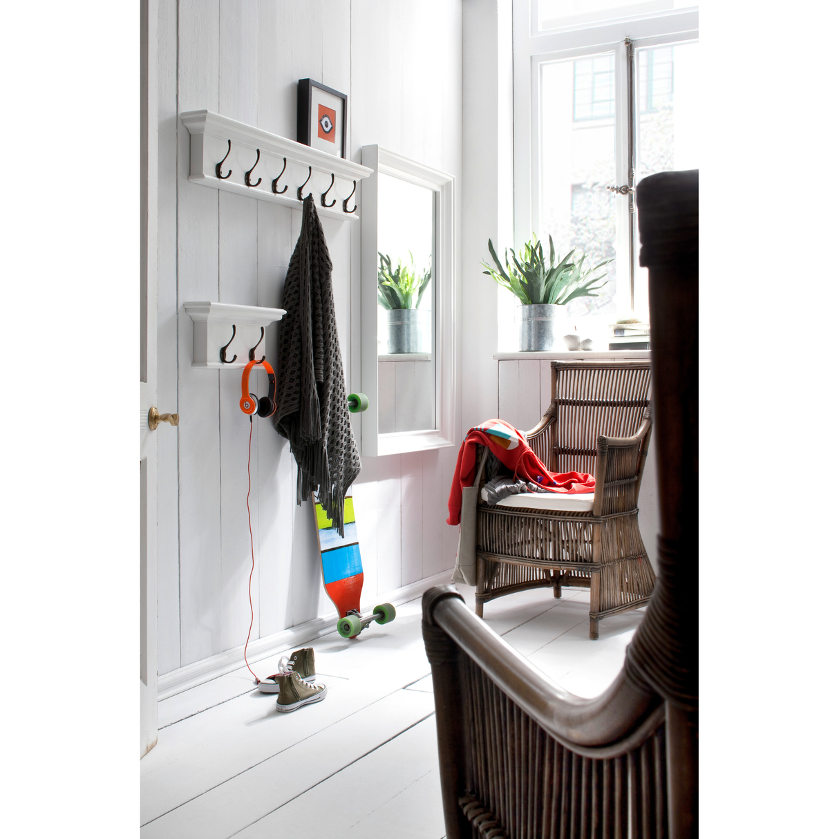 NovaSolo Halifax Wall Coat Rack with Shelf & 6 Brass Hooks - Classic White